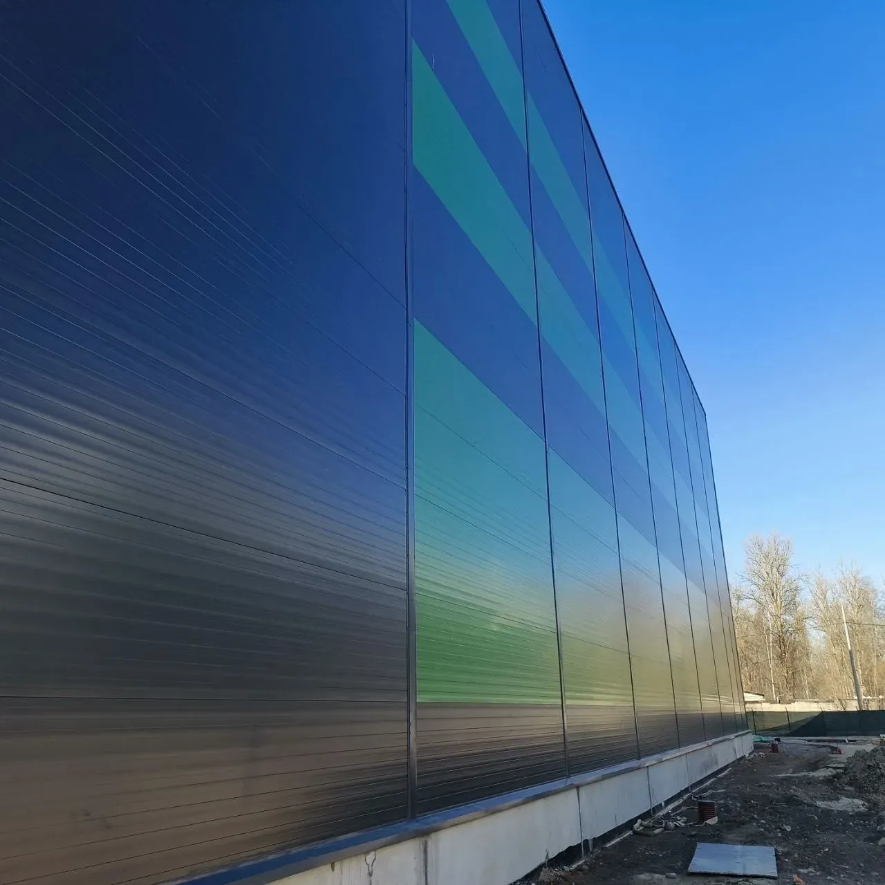 Сэндвич-панели от «Ди Ферро»: успешная поставка для нового объекта в Санкт-Петербурге