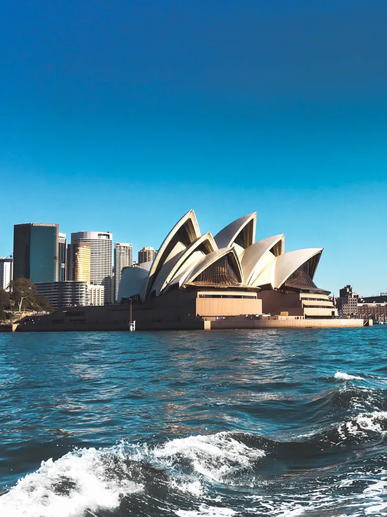 sydney opera theater.jpg sydney opera theater.jpg