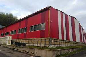 Поставки и монтаж панелей для теннисных кортов в поселке Ждановичи